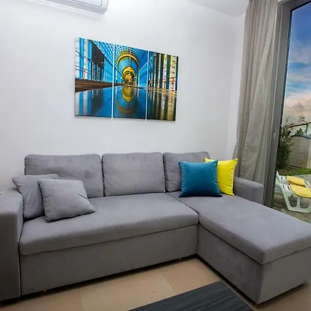 Horizon Luxury Protaras